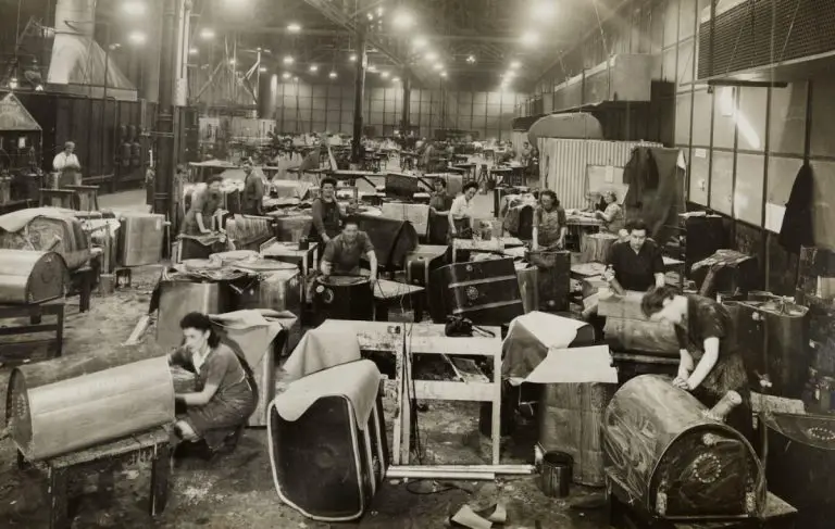 how do furniture manufacturers make money